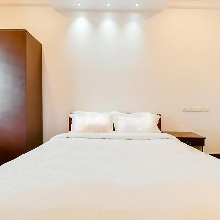 Spot On 39480 Vattekad Tourist Home Kakkanad Dış mekan fotoğraf