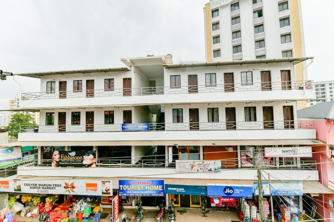 Spot On 39480 Vattekad Tourist Home Kakkanad Dış mekan fotoğraf